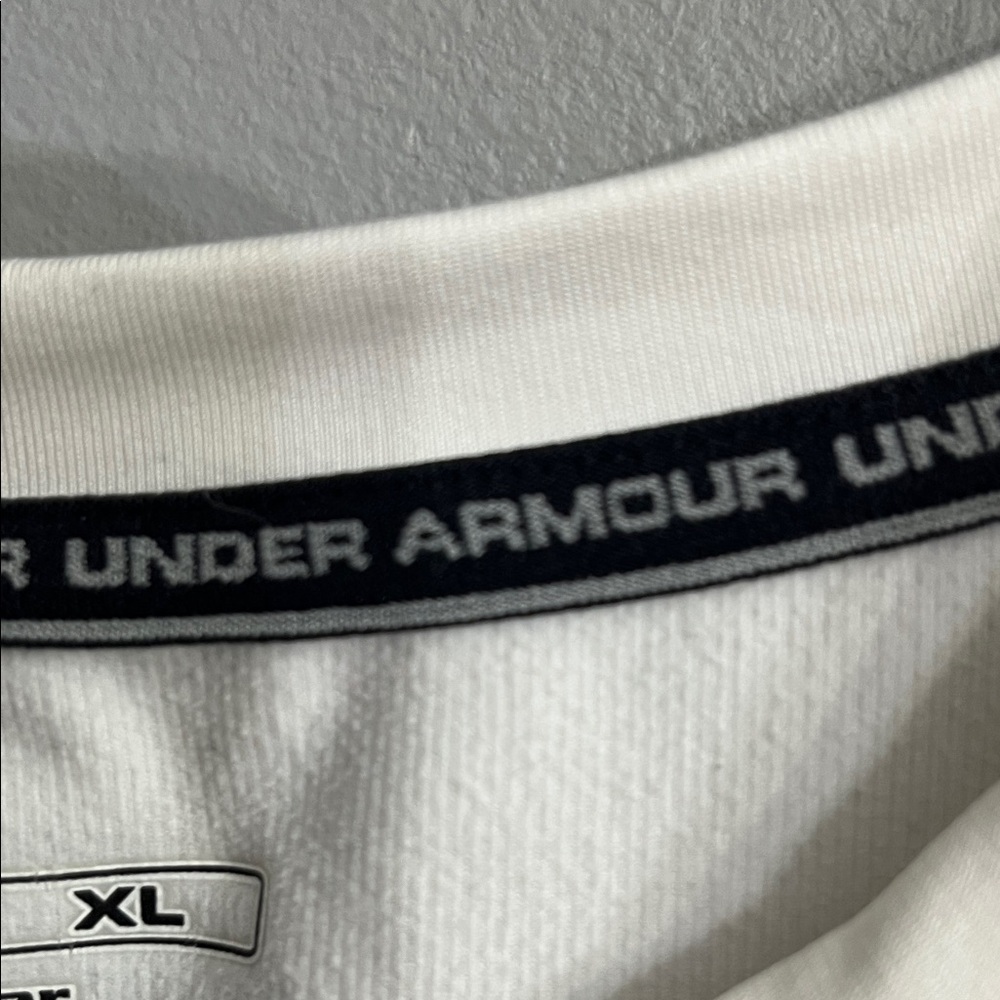 Under Armour Men's White Long Sleeve Performance Tee Coldgear Fitted - Picture 5 of 9